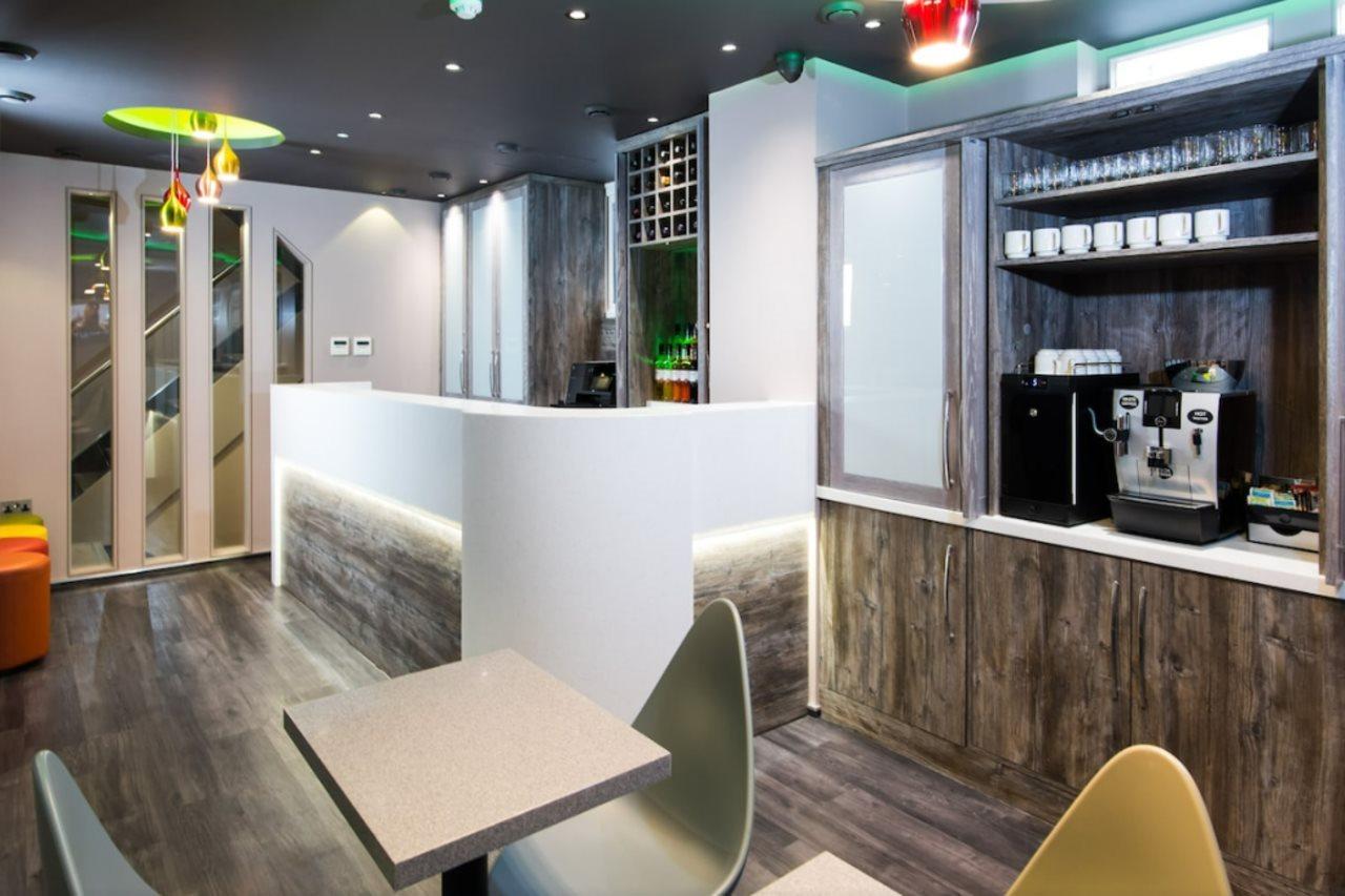 伦敦庭院酒店 外观 照片