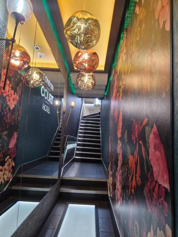 伦敦庭院酒店 外观 照片