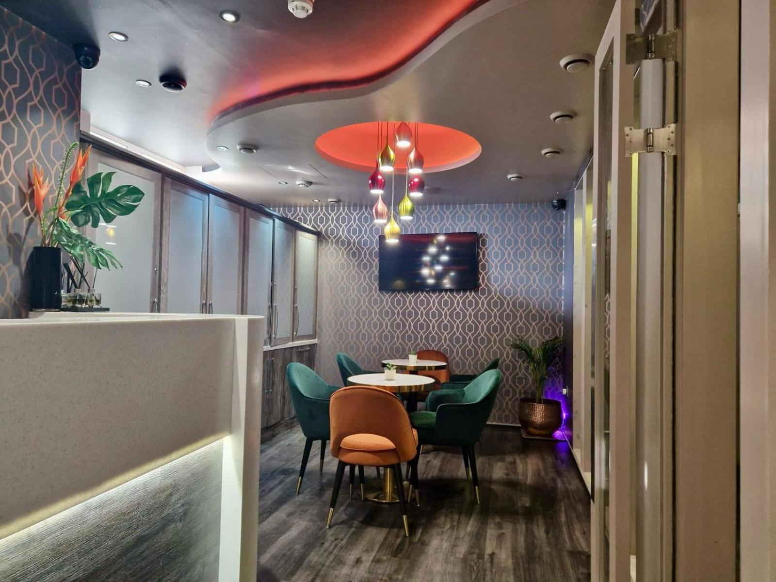 伦敦庭院酒店 外观 照片